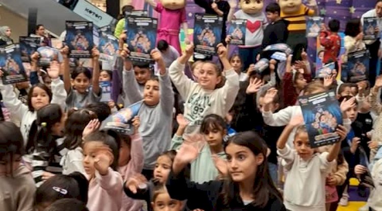 İstanbul Çamsan Park Avm'de Çoçuklar Pırıl ile buluştu